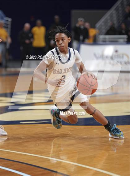 Thumbnail 1 in Baldwin vs Port Washington (NYSPHSAA Class 2A Section 8 Final) photogallery.