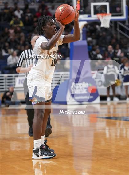 Thumbnail 1 in Baldwin vs Port Washington (NYSPHSAA Class 2A Section 8 Final) photogallery.
