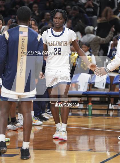 Thumbnail 3 in Baldwin vs Port Washington (NYSPHSAA Class 2A Section 8 Final) photogallery.