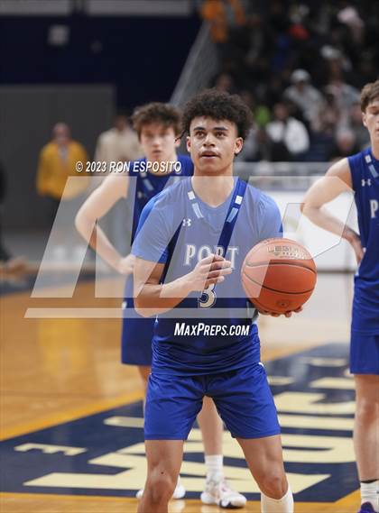 Thumbnail 2 in Baldwin vs Port Washington (NYSPHSAA Class 2A Section 8 Final) photogallery.