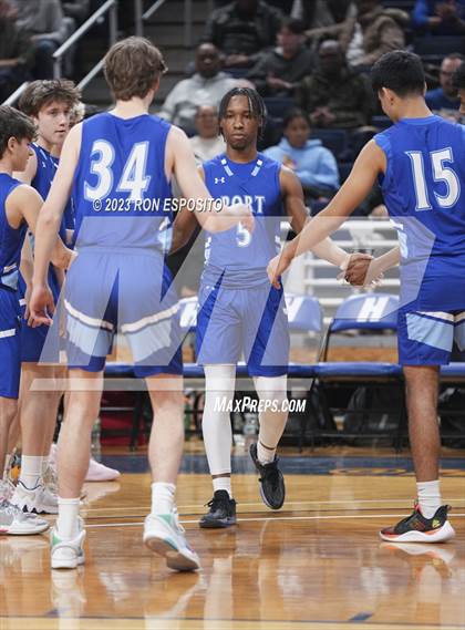 Thumbnail 1 in Baldwin vs Port Washington (NYSPHSAA Class 2A Section 8 Final) photogallery.
