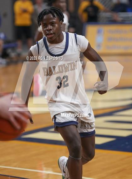 Thumbnail 3 in Baldwin vs Port Washington (NYSPHSAA Class 2A Section 8 Final) photogallery.