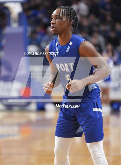 Thumbnail 2 in Baldwin vs Port Washington (NYSPHSAA Class 2A Section 8 Final) photogallery.
