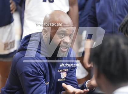 Thumbnail 1 in Baldwin vs Port Washington (NYSPHSAA Class 2A Section 8 Final) photogallery.
