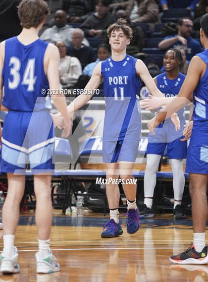 Thumbnail 3 in Baldwin vs Port Washington (NYSPHSAA Class 2A Section 8 Final) photogallery.