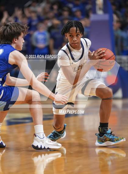 Thumbnail 3 in Baldwin vs Port Washington (NYSPHSAA Class 2A Section 8 Final) photogallery.