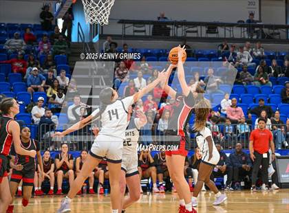 Thumbnail 3 in River Ridge vs. Milton (GHSA 6A Semifinal) photogallery.