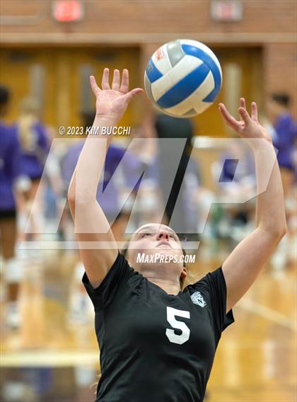 Thumbnail 3 in Walled Lake Northern @ Grosse Pointe South photogallery.