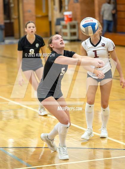 Thumbnail 2 in Walled Lake Northern @ Grosse Pointe South photogallery.