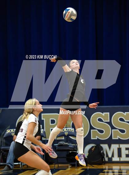 Thumbnail 3 in Walled Lake Northern @ Grosse Pointe South photogallery.