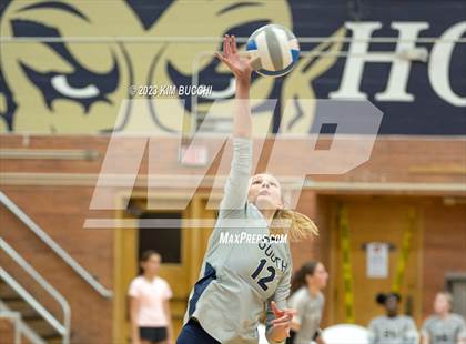 Thumbnail 1 in Walled Lake Northern @ Grosse Pointe South photogallery.