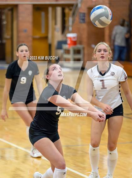 Thumbnail 1 in Walled Lake Northern @ Grosse Pointe South photogallery.