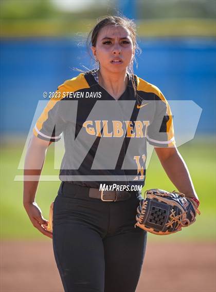 Thumbnail 1 in Gilbert @ Mesquite photogallery.