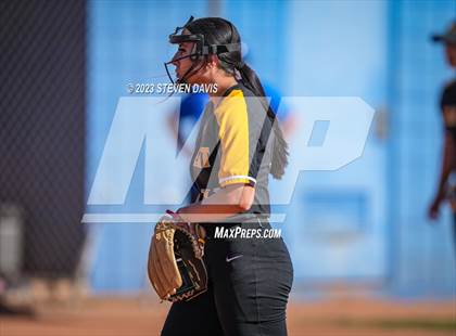 Thumbnail 2 in Gilbert @ Mesquite photogallery.
