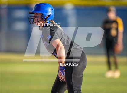 Thumbnail 3 in Gilbert @ Mesquite photogallery.