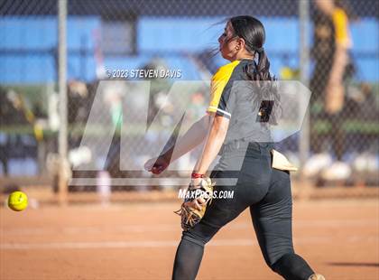 Thumbnail 3 in Gilbert @ Mesquite photogallery.