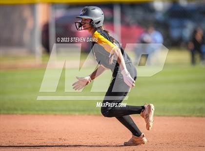 Thumbnail 3 in Gilbert @ Mesquite photogallery.