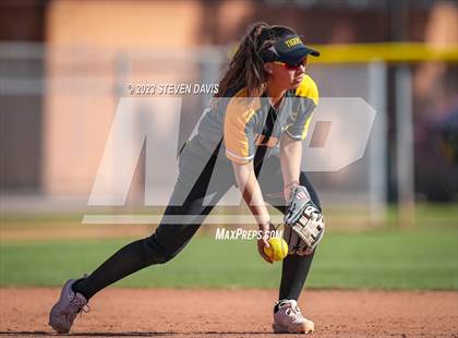 Thumbnail 3 in Gilbert @ Mesquite photogallery.