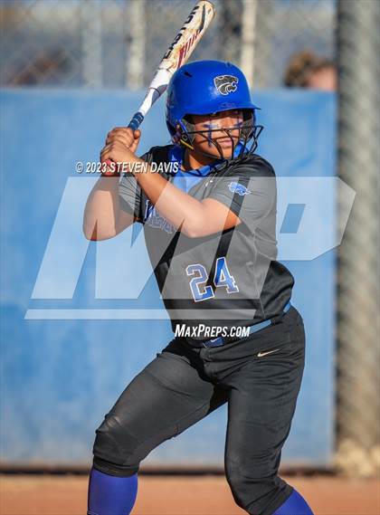 Thumbnail 3 in Gilbert @ Mesquite photogallery.