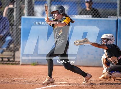 Thumbnail 1 in Gilbert @ Mesquite photogallery.