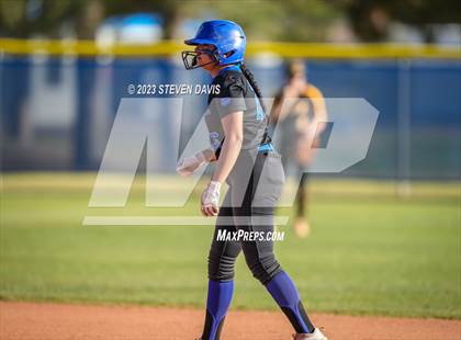 Thumbnail 3 in Gilbert @ Mesquite photogallery.