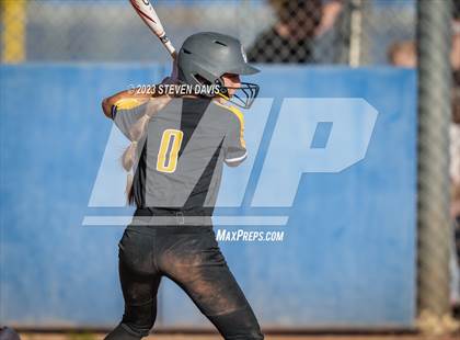 Thumbnail 1 in Gilbert @ Mesquite photogallery.