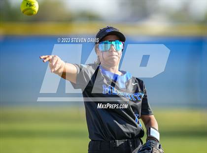 Thumbnail 2 in Gilbert @ Mesquite photogallery.
