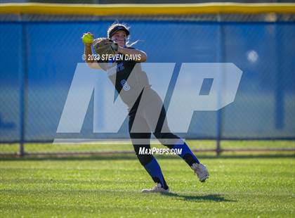 Thumbnail 3 in Gilbert @ Mesquite photogallery.