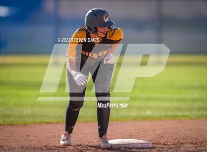 Thumbnail 3 in Gilbert @ Mesquite photogallery.