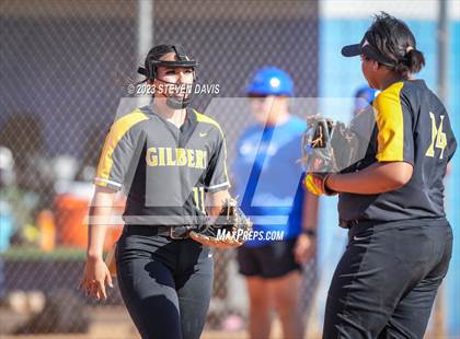 Thumbnail 1 in Gilbert @ Mesquite photogallery.