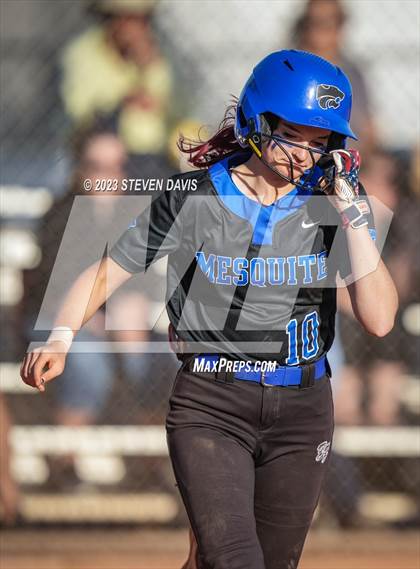 Thumbnail 3 in Gilbert @ Mesquite photogallery.