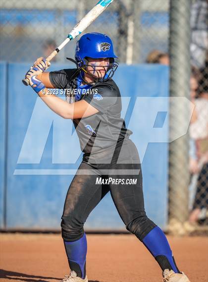 Thumbnail 1 in Gilbert @ Mesquite photogallery.