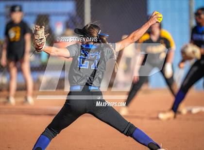Thumbnail 3 in Gilbert @ Mesquite photogallery.