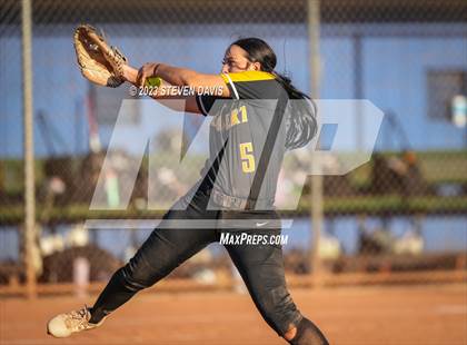 Thumbnail 2 in Gilbert @ Mesquite photogallery.