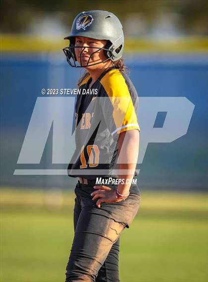 Thumbnail 3 in Gilbert @ Mesquite photogallery.