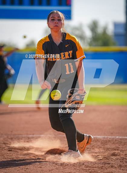 Thumbnail 1 in Gilbert @ Mesquite photogallery.