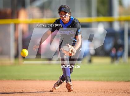Thumbnail 1 in Gilbert @ Mesquite photogallery.