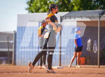 Thumbnail 3 in Gilbert @ Mesquite photogallery.