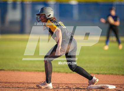 Thumbnail 2 in Gilbert @ Mesquite photogallery.