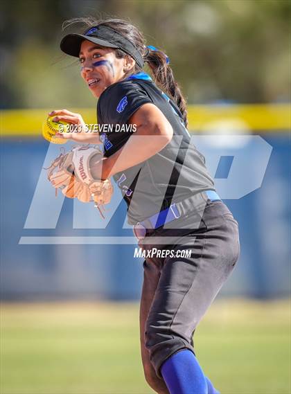 Thumbnail 2 in Gilbert @ Mesquite photogallery.