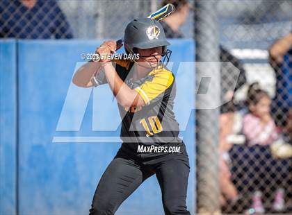Thumbnail 1 in Gilbert @ Mesquite photogallery.