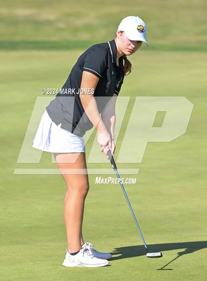 Thumbnail 1 in AIA Division I Championship photogallery.