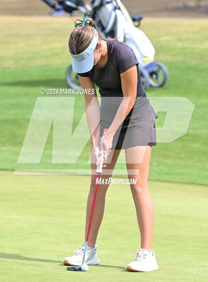 Thumbnail 3 in AIA Division I Championship photogallery.