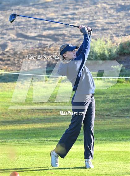 Thumbnail 2 in AIA Division I Championship photogallery.