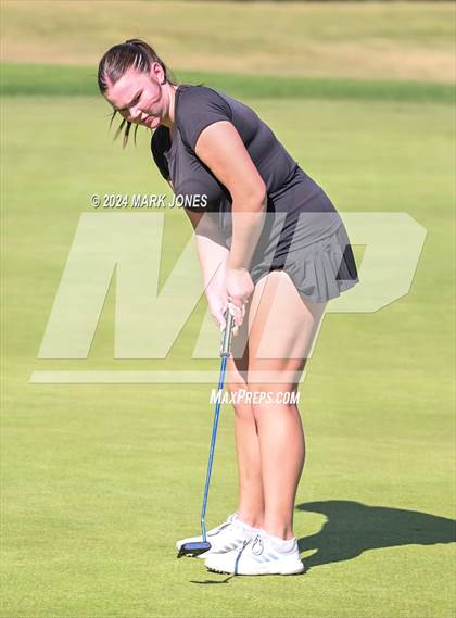 Thumbnail 3 in AIA Division I Championship photogallery.