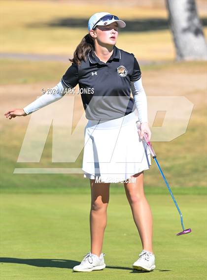 Thumbnail 2 in AIA Division I Championship photogallery.