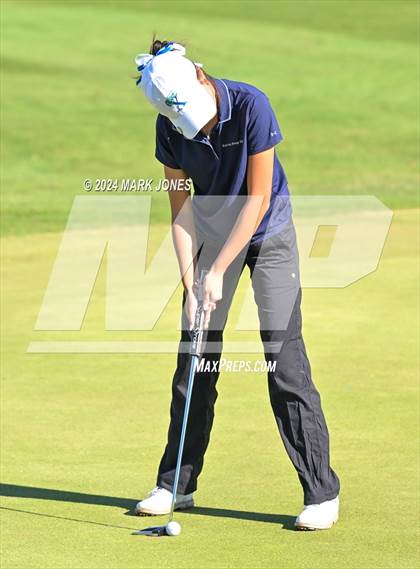 Thumbnail 3 in AIA Division I Championship photogallery.