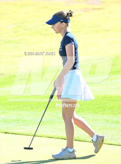 Thumbnail 1 in AIA Division I Championship photogallery.