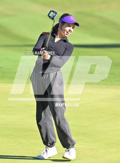 Thumbnail 2 in AIA Division I Championship photogallery.