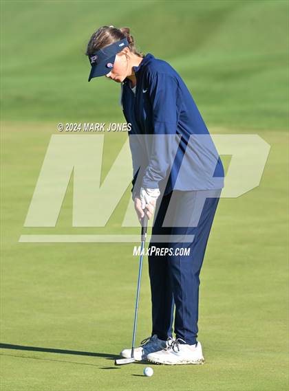 Thumbnail 3 in AIA Division I Championship photogallery.
